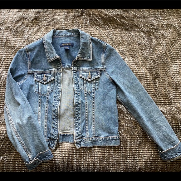 Abercrombie & Fitch Jean Jacket